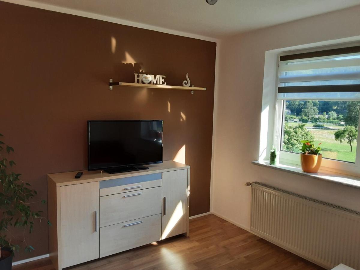 Apartment - Ferienwohnung 2 Treffen Am Ossiachersee Екстер'єр фото